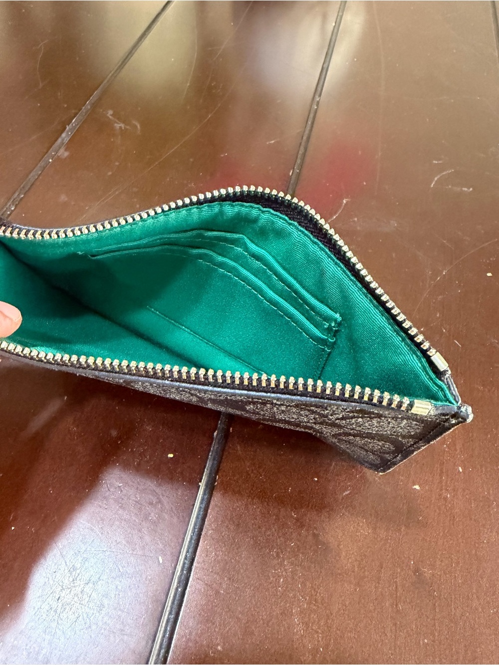 Coach NYC Skyline Small Wristlet
Signature Coated Canvas EUC - Picture 8 of 10